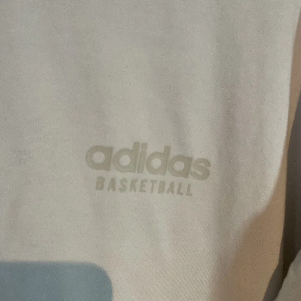 adidas HZ9955 Women's Select Basketball Mock Neck Long Sleeve T-shirt size Large